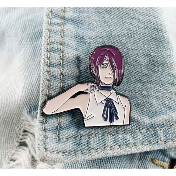 Chainsaw Man Reze Enamel Pin Bomb Devil Anime Girl Collectible Accessory - Picture 2 of 3